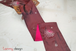 Dark red silk scarf hand-embroidered with chrysanthemum 25*200 cm